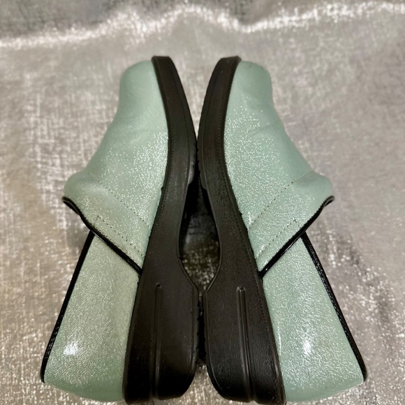 Savvy Women's Brandy Sage Lurex Nursing Clogs Size 7,5 - Picture 3 of 7